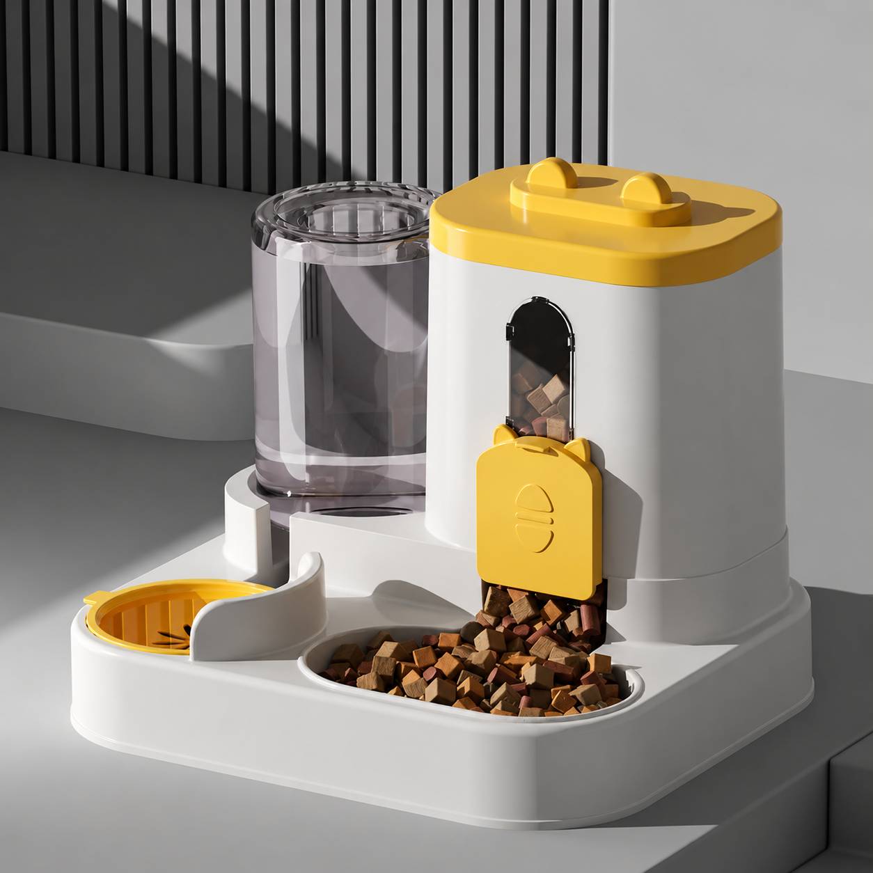 2-in-1 Automatic Pet Feeder: Keep your Dog & Cat Fed & Hydrated